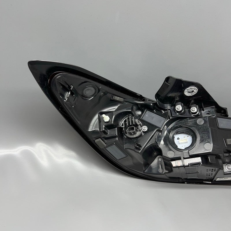 TOYOTA GR86 TAIL LIGHT RIGHT PASSENGER 2022 2023 2024 OEM 84201-CC021
