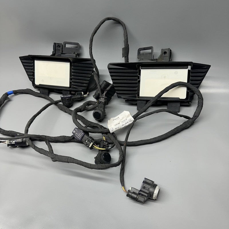 A2135403393 MERCEDES BENZ E300 REAR BUMPER HARNESS WITH BLIND SPOT AND SENSORS 2017 18 2019