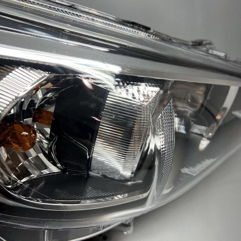 SUBARU IMPREZA HEADLIGHT RIGHT PASSENGER 2017 2018 2019 HALOGEN OEM