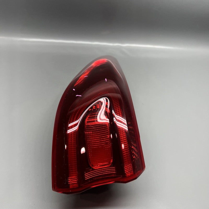 KIA SPORTAGE TAIL LIGHT LEFT DRIVER 2020 2021 2022 OEM 92401-D9510