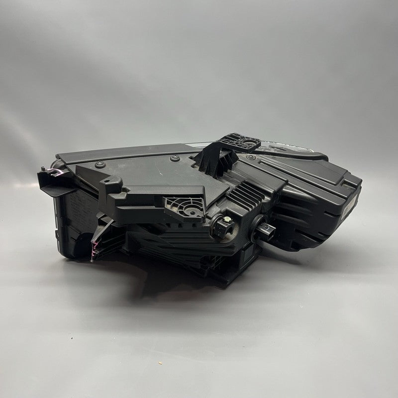 84902386 GMC ACADIA HEADLIGHT RIGHT PASSENGER 2020 2021 2022 2023 LED OEM 84902386