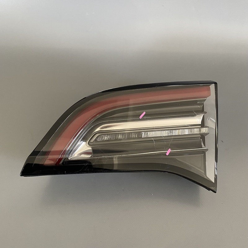 TESLA MODEL 3 TAIL LIGHT INNER RIGHT SIDE 1077402-00-F 2017 2018 2019 