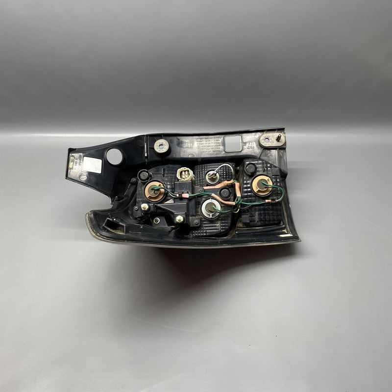 SUBARU FORESTER TAIL LIGHT RIGHT PASSENGER 2014 2015 2016 OEM