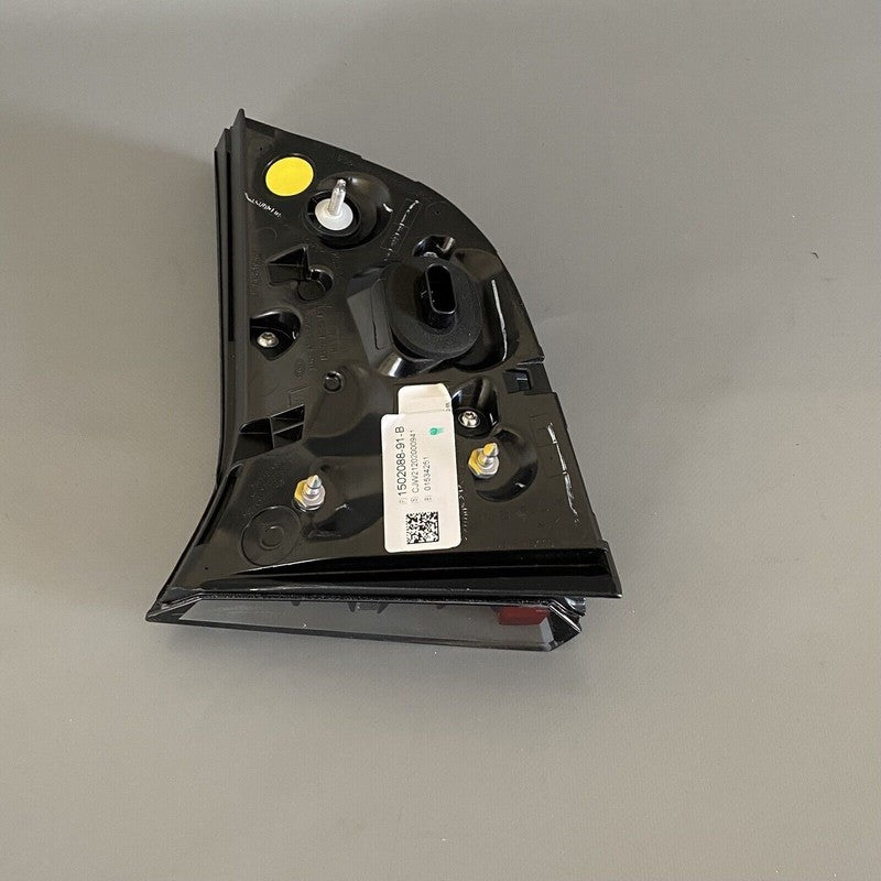 TESLA MODEL 3,Y INNER TAIL LIGHT LEFT SIDE 2017 2018 2019 2020 2021 20