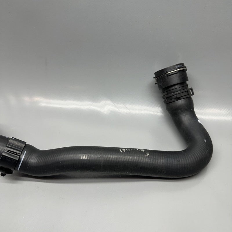 95B121109F PORSCHE MACAN COOLANT HOSE LOWER REAR FRONT 2017 18 19 20 21 22 2023 95B121109F