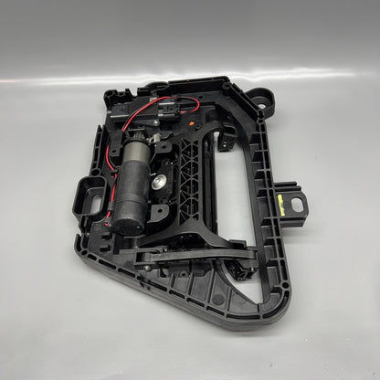 1046122-00-G TESLA MODEL S DOOR HANDLE RIGHT FRONT 2017 2018 2019 GEN2 OEM 1046122-00-G