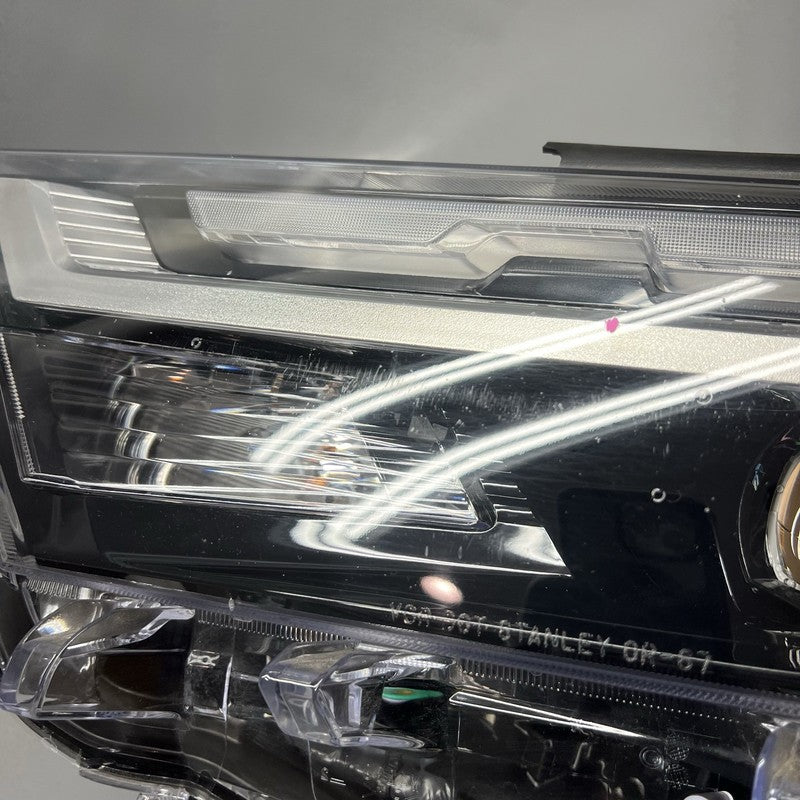 RAV 4 TOYOTA RAV 4 HEADLIGHT LEFT DRIVER 2022 2023 2024 PROJECTOR OEM