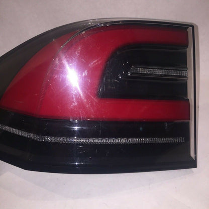 1034332-00-A TESLA MODEL X TAIL LIGHT LEFT DRIVER 1034332-00-A 2015 2016 2017 2018 LED OEM