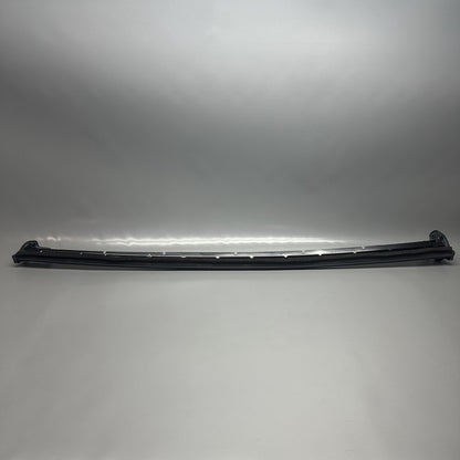 1072080-00-B TESLA MODEL X DOOR SEAL BRACKET RIGHT REAR 2016 2017 18 19 2020 OEM 1072080-00-B