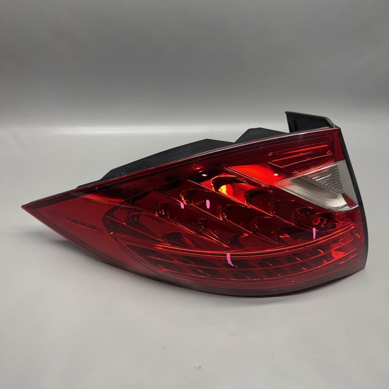 PORSCHE CAYENNE TAIL LIGHT LEFT DRIVER 2011 2012 2013 2014 LED OEM 7P5