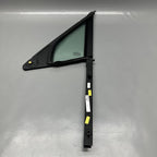 9Y0845114J PORSCHE CAYENNE QUARTER GLASS RIGHT FRONT 2019 2020 2021 OEM 9Y0845114J