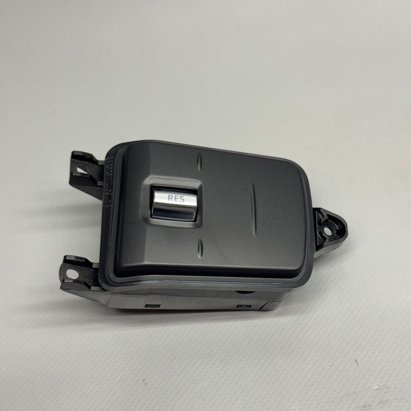 LAND ROVER DEFENDER WHEEL CONTROL SWITCH 2020 2021 2022 2023 OEM L8B2-