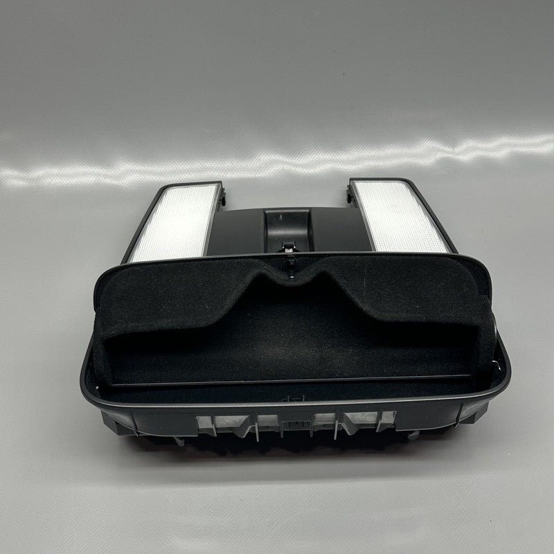 A2218705793 MERCEDES BENZ S550 OVERHEAD DOME LIGHT CL550 2007 2008 2009 2010 OEM A2218705793