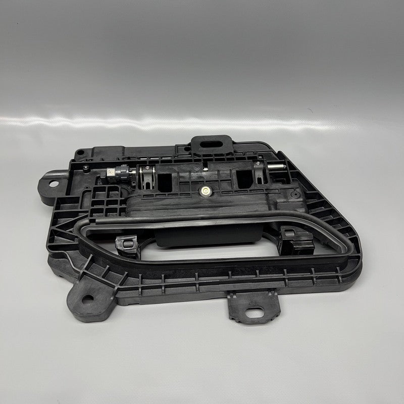 1046122-00-G TESLA MODEL S DOOR HANDLE RIGHT FRONT 2017 2018 2019 GEN2 OEM 1046122-00-G