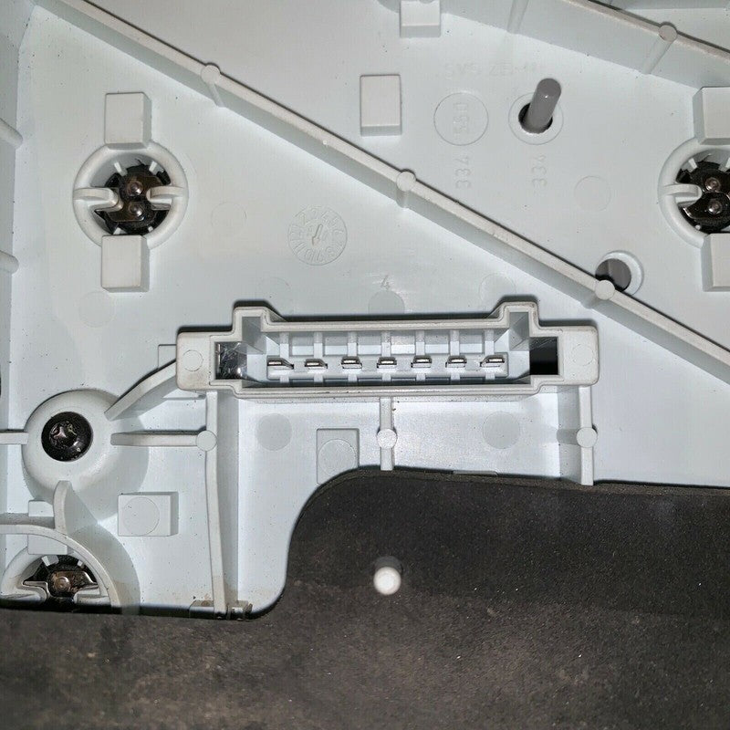 A2118202664 MERCEDES BENZ E350 E550 TAIL LIGHT RIGHT PASSENGER SIDE 2007 2008 2009 LED OEM