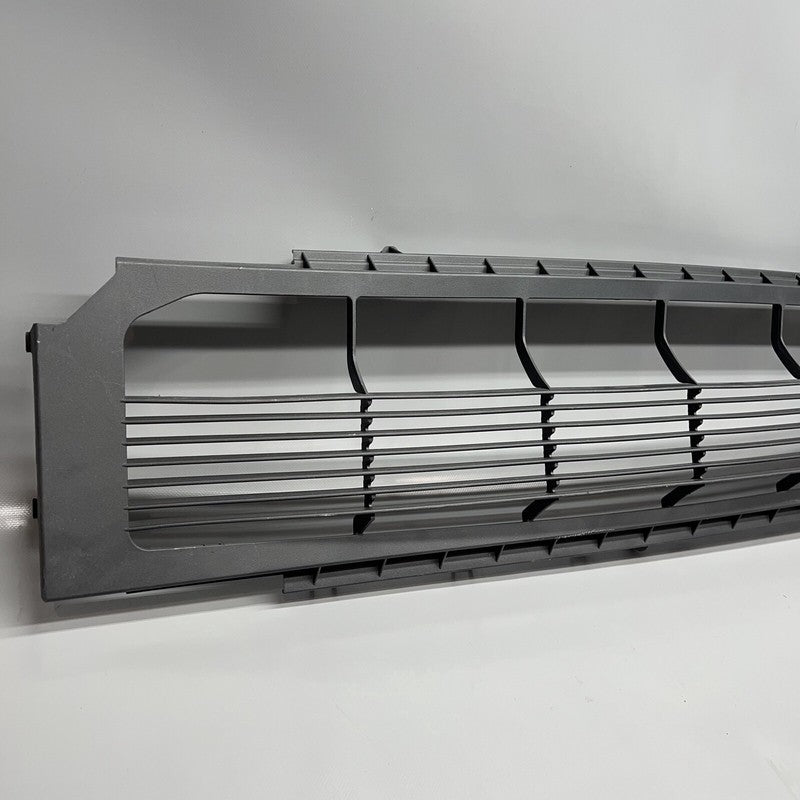 1058022-00-B TESLA MODEL S GRILLE CENTER LOWER DUCTING 2016 17 18 19 2020 OEM 1058022-00-B