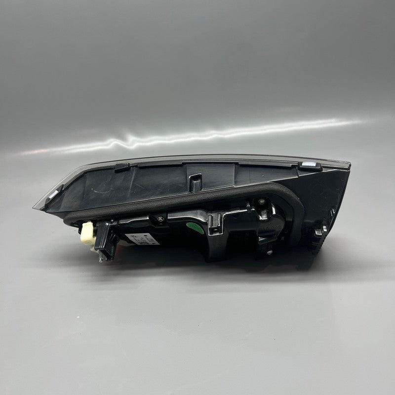 BMW M3 TAIL LIGHT INNER LEFT 330 M340 2019 2020 2021 OEM H7749508906 S