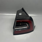 TESLA MODEL Y TAIL LIGHT RIGHT PASSENGER LED 2020 21 22 23 2024 OEM 15