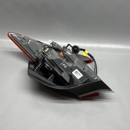 92401 AA020 HYUNDAI ELANTRA TAIL LIGHT LEFT DRIVER 2021 2022 OEM 92401AA020 DAMAGED