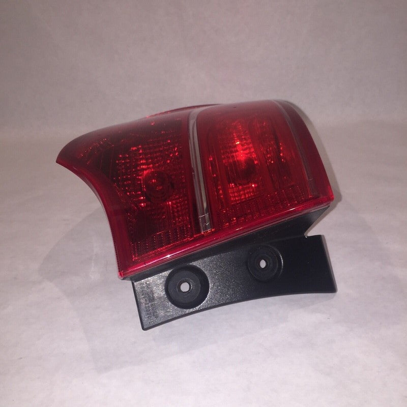 HYUNDAI SANTA FE TAIL LIGHT LEFT DRIVER SIDE 2013 2014 2015 OEM