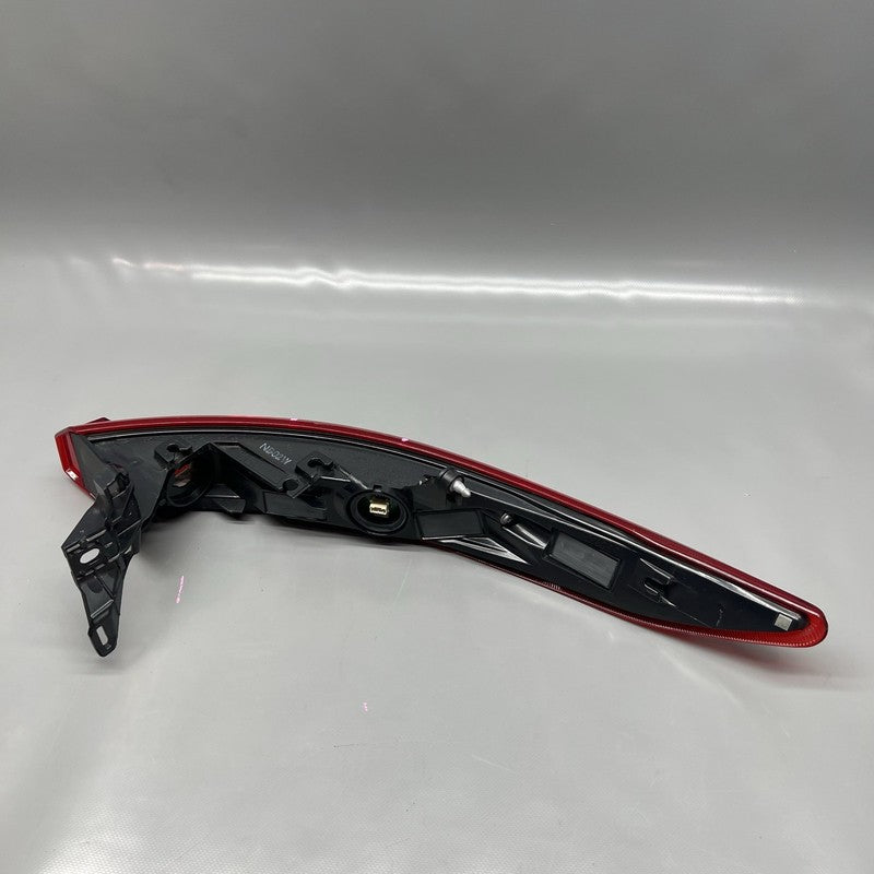 TOYOTA VENZA TAIL LIGHT RIGHT PASSENGER 2021 2022 2023 OEM