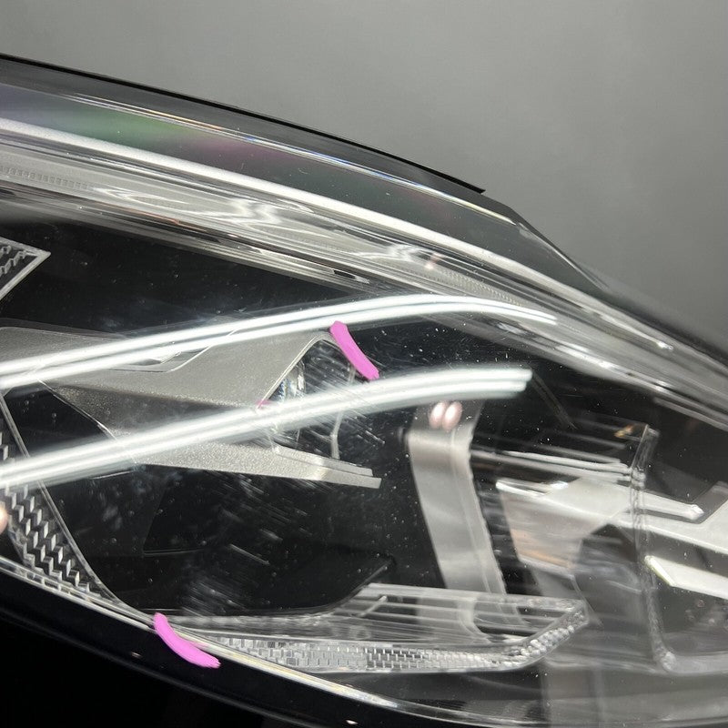 BMW X7 HEADLIGHT RIGHT PASSENGER LED 2019 2020 2021 2022 OEM 9481800-0