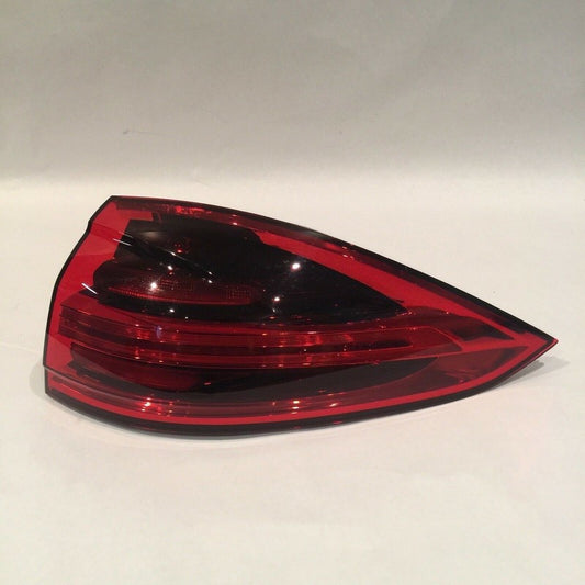 95863106221 PORSCHE CAYENNE S TAIL LIGHT RIGHT PASSENGER SIDE 2015 2016 2017 LED OEM