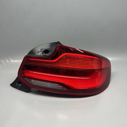 7420994 BMW M2 230 TAIL LIGHT RIGHT PASSENGER 2018 2019 2020 2021 OEM 7420994