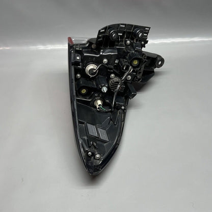 TOYOTA CH-R TAIL LIGHT RIGHT PASSENGER 2018 2019 2020 2021 OEM 
