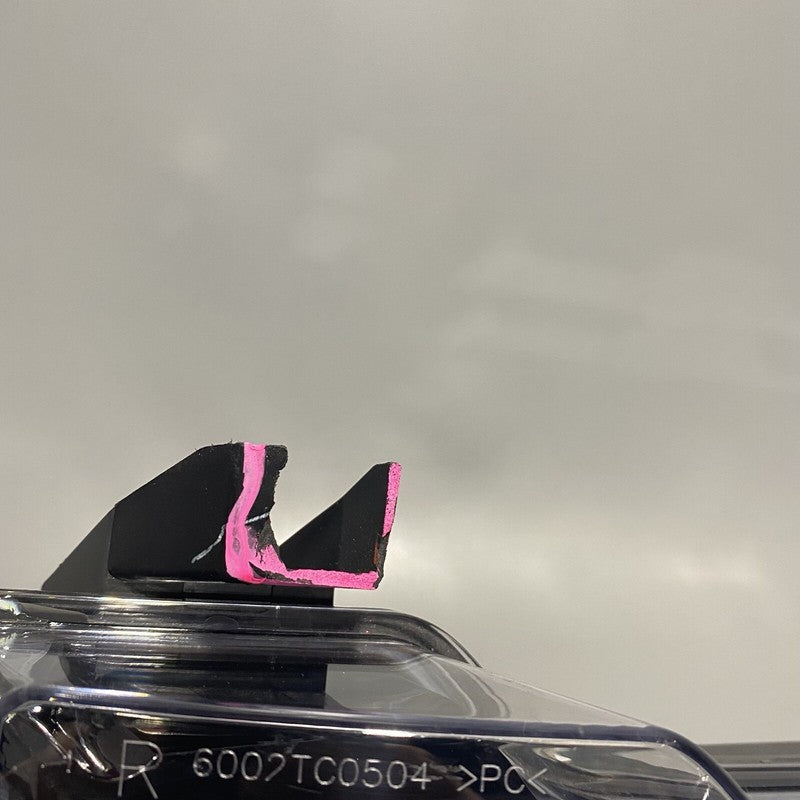 1077392-00-F TESLA MODEL 3 FOG LIGHT RIGHT PASSENGER  2017 2018 2019 2020 OEM DAMAGED