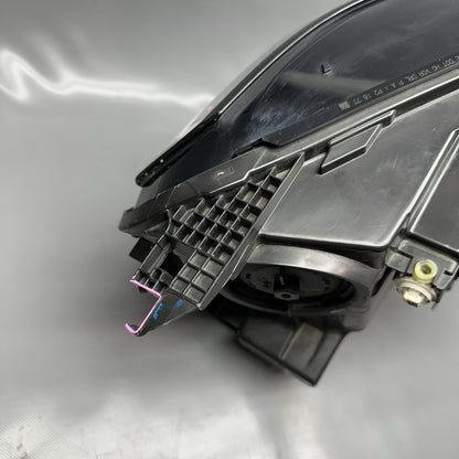84355670 GMC TERRAIN HEADLIGHT LEFT DRIVER 2018 2019 2020 2021 XENON OEM 84355670