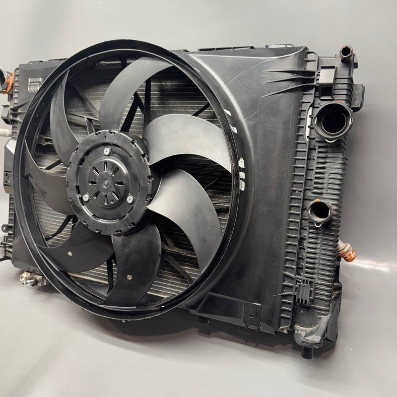 A2049066802 MERCEDES BENZ C250 COOLING RADIATOR FAN 2012 2013 2014 OEM A2049066802