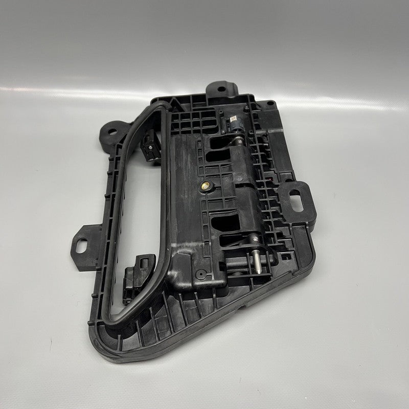 1046122-00-G TESLA MODEL S DOOR HANDLE RIGHT FRONT 2017 2018 2019 GEN2 OEM 1046122-00-G