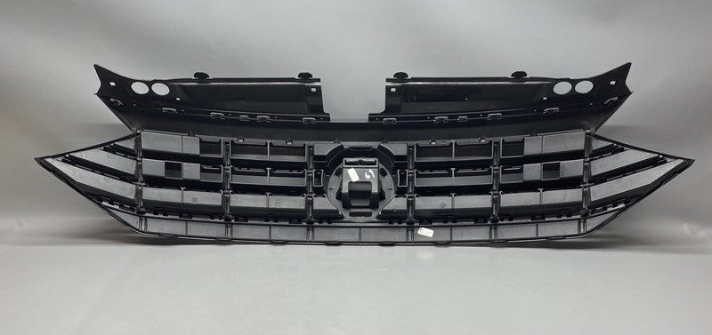 17A853653E VOLKSWAGEN JETTA GRILLE UPPER 17A853653E 2019 2020 OEM