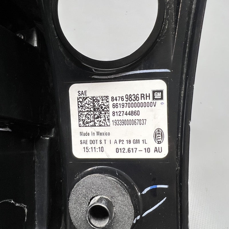 84769836 CHEVY EQUINOX TAIL LIGHT RIGHT PASSENGER 2018 2019 2020 2021 OEM