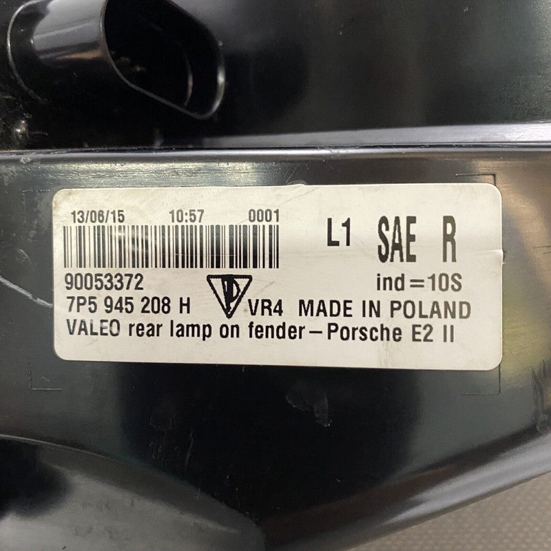 PORSCHE CAYENNE TAIL LIGHT RIGHT PASSENGER LED 7P545208H OEM 2015 2016