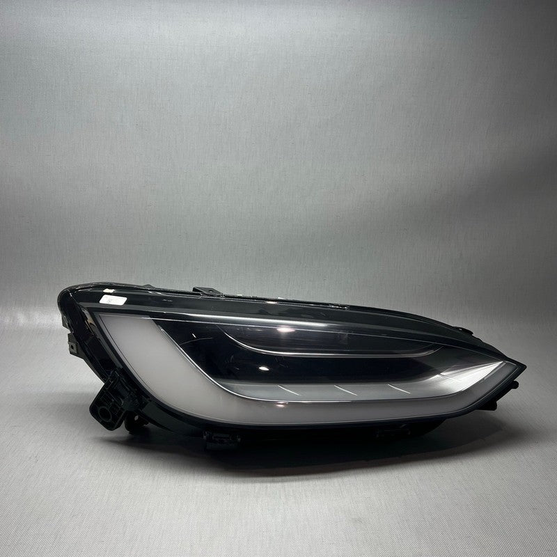 TESLA MDOEL X HEADLIGHT RIGHT PASSENGER 2016 2017 2018 2019 2020 LED O