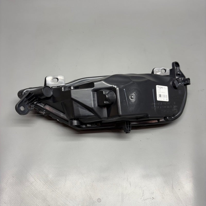 VOLVO S90 V90 XC90 XC60 FOG LIGHT RIGHT PASSENGER 2017-2019 2020 OEM 3