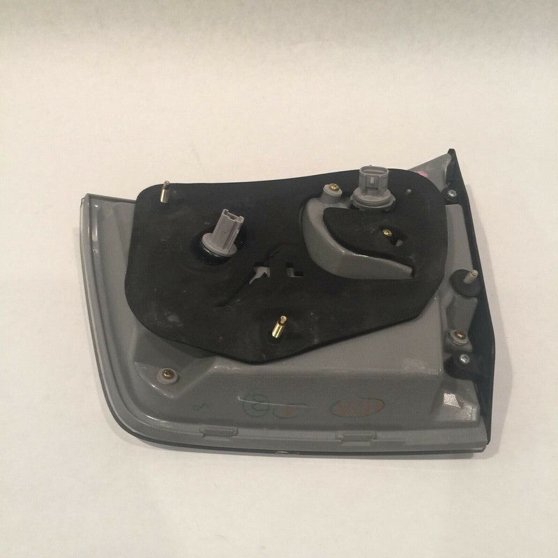 rx350 LEXUS RX330 RX350 TAIL LIGHT LEFT SIDE GATE 2004 2005 2006 2007 2008 2009 OEM