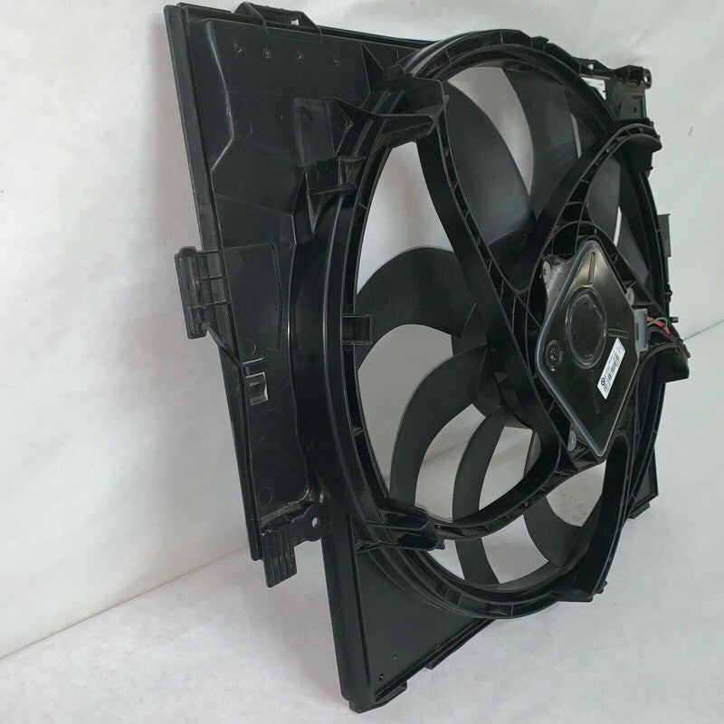 8641964 BMW 328 F30 RADIATOR COOLING FAN SEDAN 8641964 2012 2013 2014 2015 2016 OEM