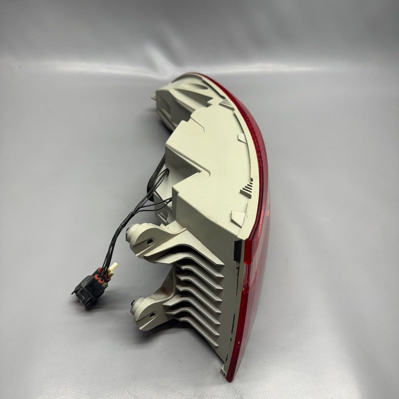 JAGUAR XF TAIL LIGHT RIGHT PASSENGER  2016 2017 2018 OEM GX63-13404-BC