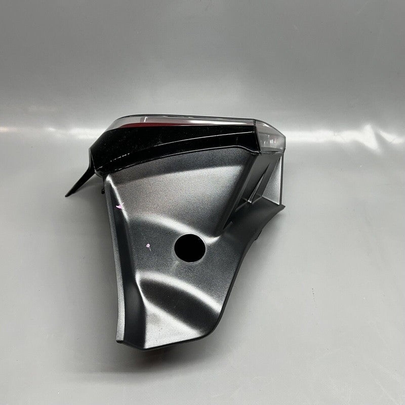 TESLA MODEL 3 TAIL LIGHT RIGHT PASSENGER 2017 2018 2019 2020 2021 1077