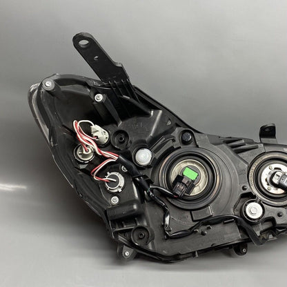 SUBARU IMPREZA HEADLIGHT LEFT DRIVER 2015 2016 HALOGEN OEM