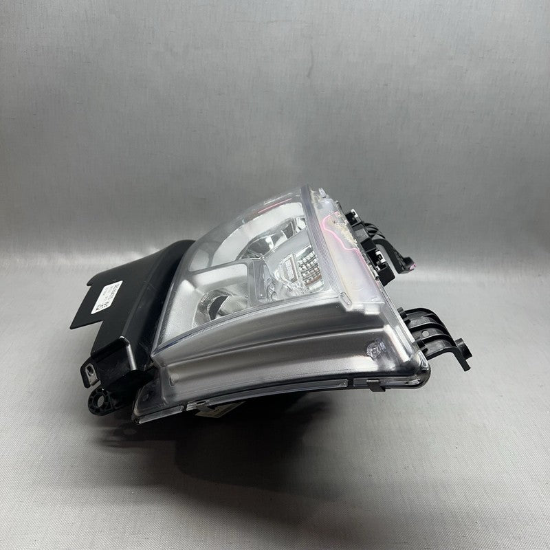 68316080AF RAM 1500 HEADLIGHT RIGHT PASSSENGER 2019 2020 2021 2022-2025 HALOGEN DAMAGED