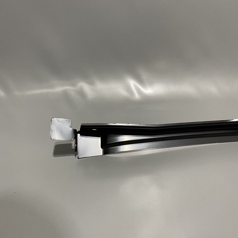 673001663 MASERATI GHIBLI MUDGUARD REAR EDGE RIGHT OEM 2014 2015 2016 673001663