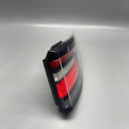 LAND ROVER DISCOVERY TAIL LIGHT RIGHT PASSENGER 2017 2018 2019 OEM