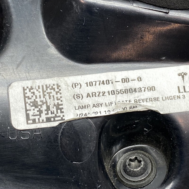 1077401-00-G TESLA MODEL 3,Y  TAIL LIGHT TRUNK LEFT DRIVER 1077401-00-G 2018 19 20 21 2022