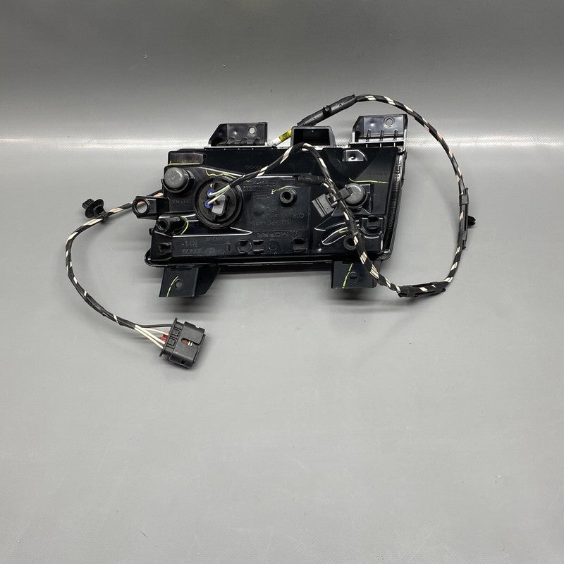68307244AG JEEP WRANGLER TURN SIGNAL RIGHT PASSENGER 2018 19 20 21 22 2023 OEM 68307244AG