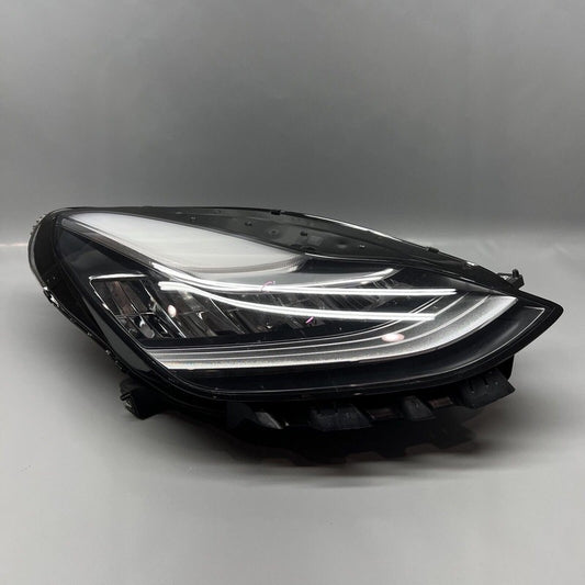 1077372-00-L TESLA MODEL 3 HEADLIGHT RIGHT PASSENGER LED 2017 2018 2019 2020 OEM 1077372-00-L