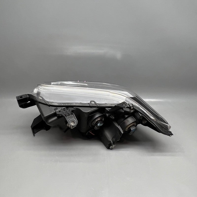 TOYOTA TACOMA TRD HEADLIGHT RIGHT PASSENGER 2016 2017 2018 OEM